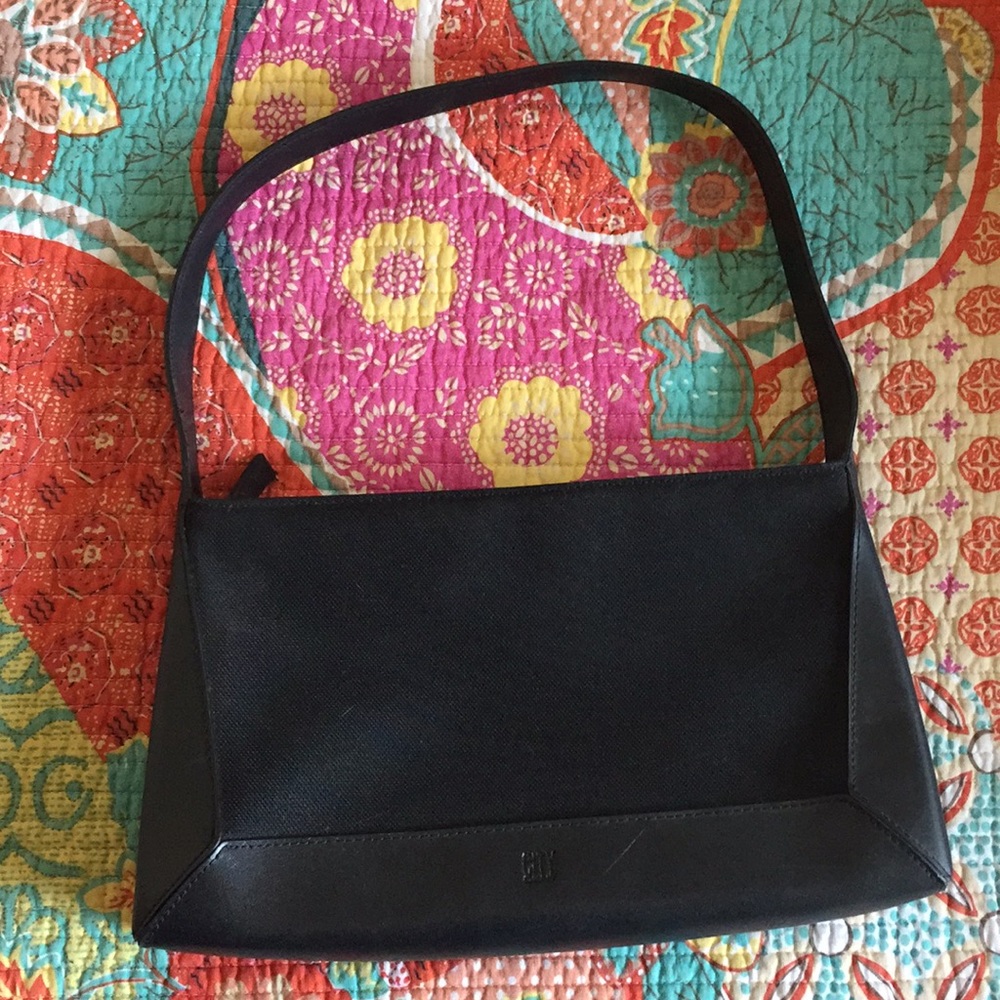 CITY DKNY bag in black